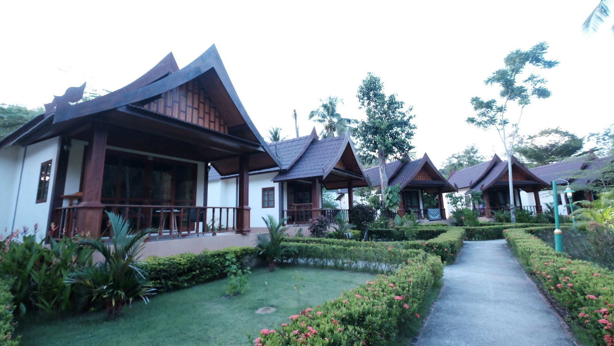 Rasa Sayang Resort - Sha Certificate Koh Lanta Exterior foto